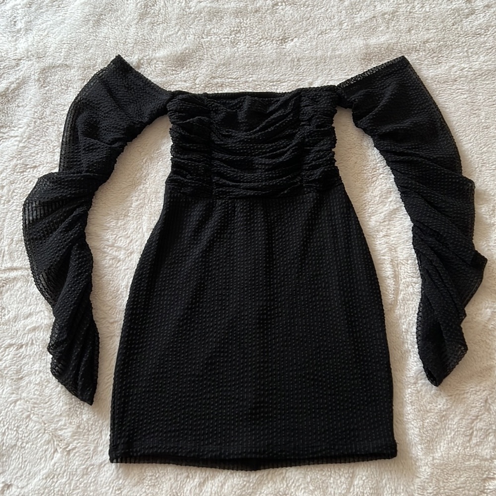 Revolve Dress - Picture 4 of 9